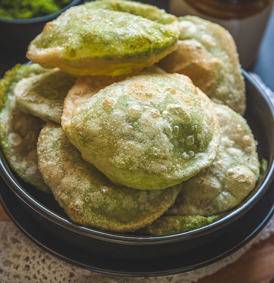 Peas Kachori (Koraishutir Kochuri)